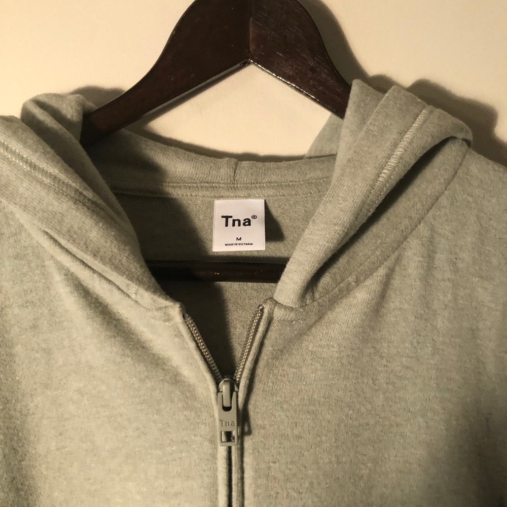 TNA Zip Hoodie cropped (Size m)